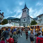 Au Coeur Des Pyrenees *